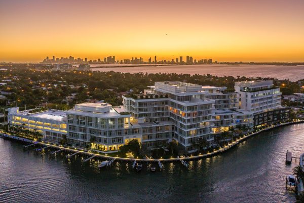 The-Ritz-Carlton-Residences-Miami-Beach-At-Dusk